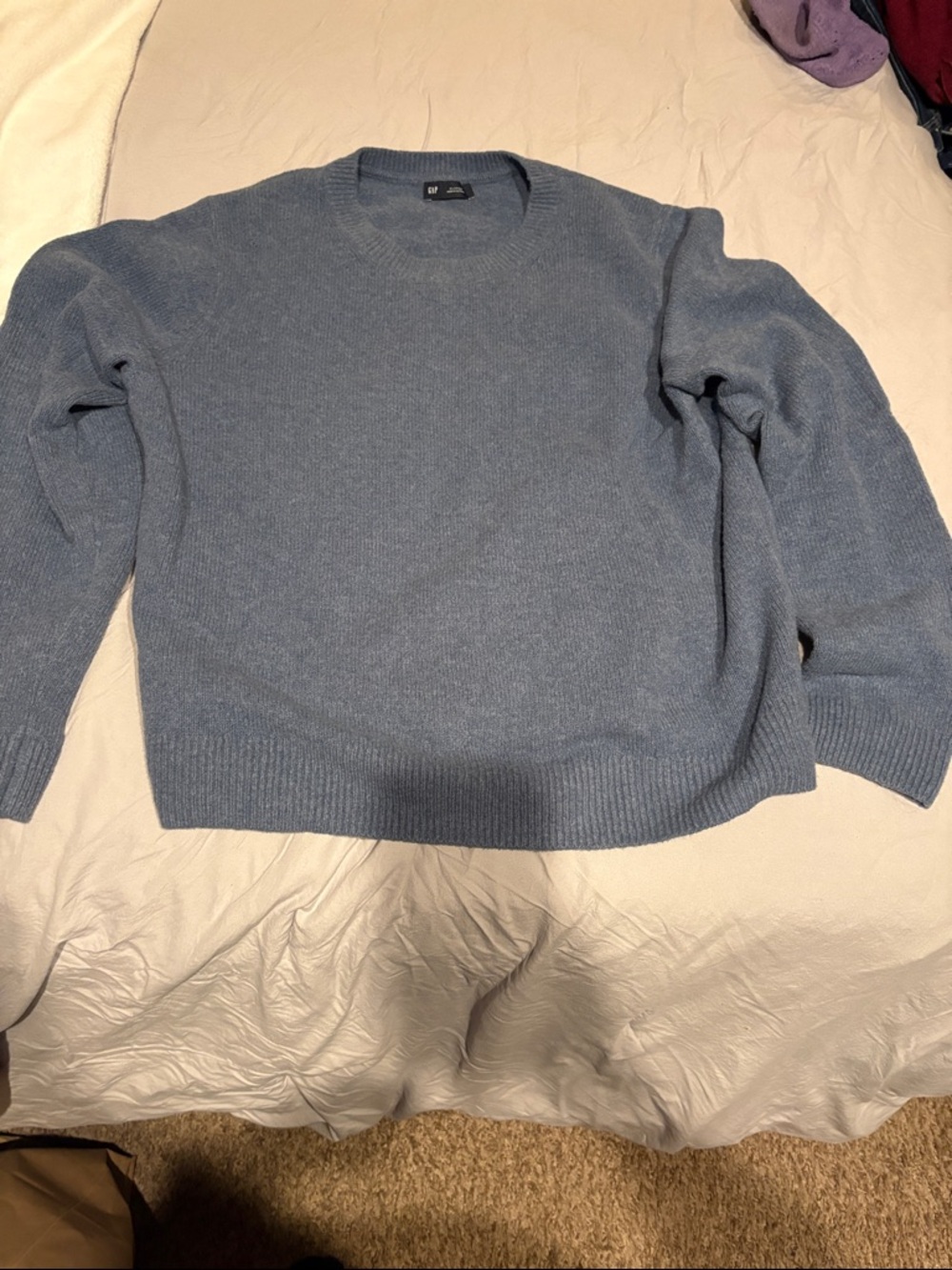 NWOT GAP crew neck sweater - Picture 2 of 5